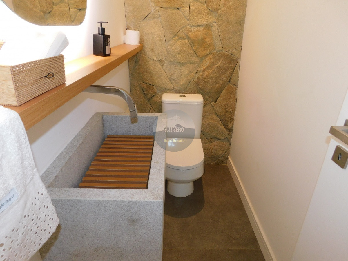 Apartamento ID.6129 - VENDA APARTAMENTO NOVO EN PETROPOLIS 3 DORMITORIOS
