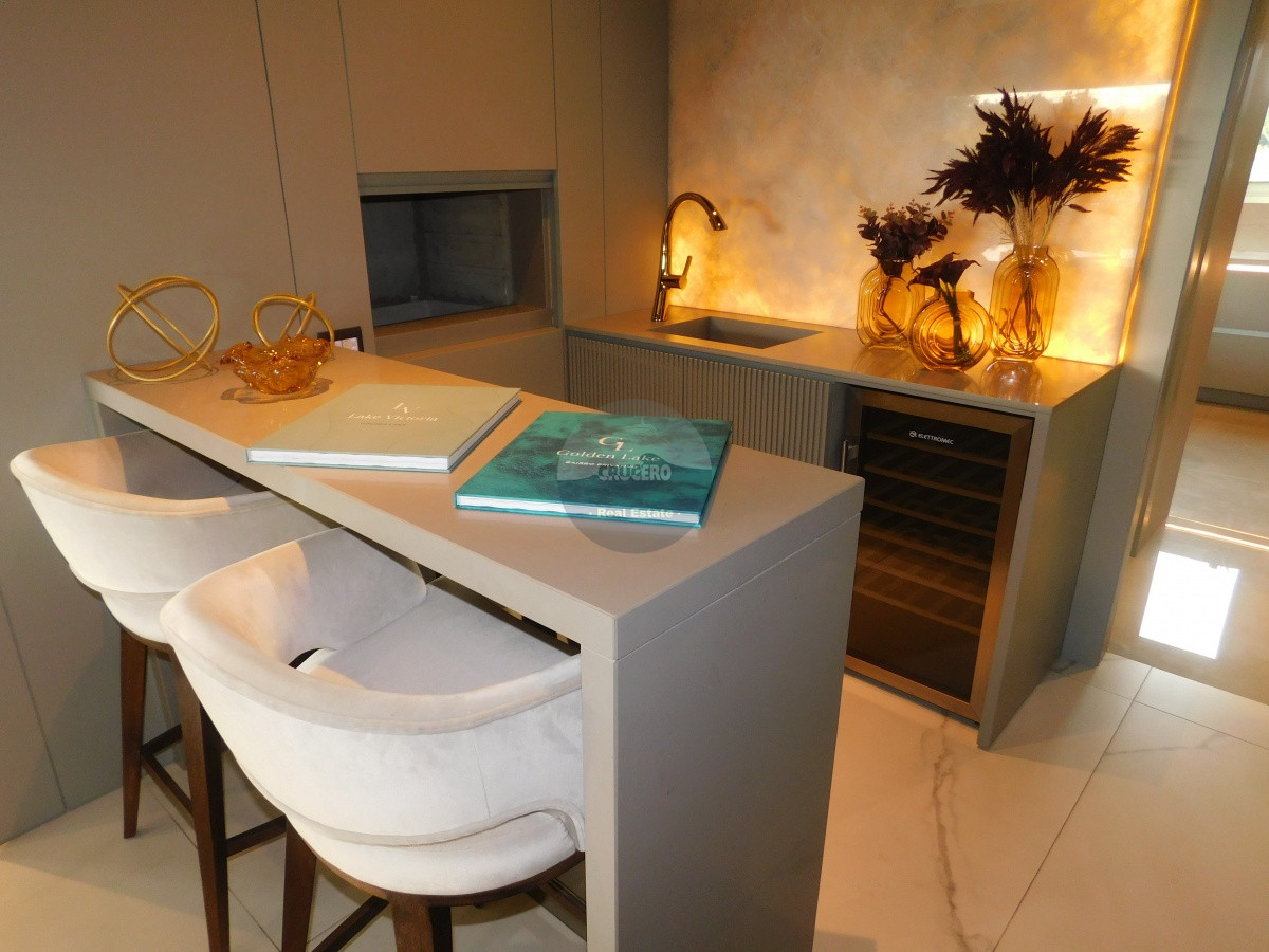 Apartamento ID.6138 - ANDAR EXCLUSIVO EN BAIRRO PRIVATIVO EM CRISTAL 