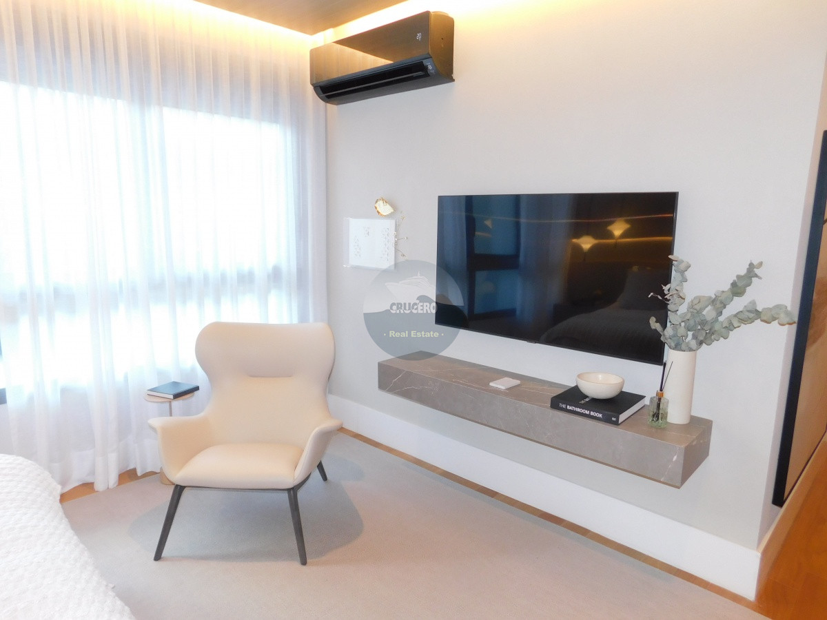 Apartamento ID.6215 - VENTA APARTAMENTO 3 DORMITORIOS EN PORTO ALEGRE