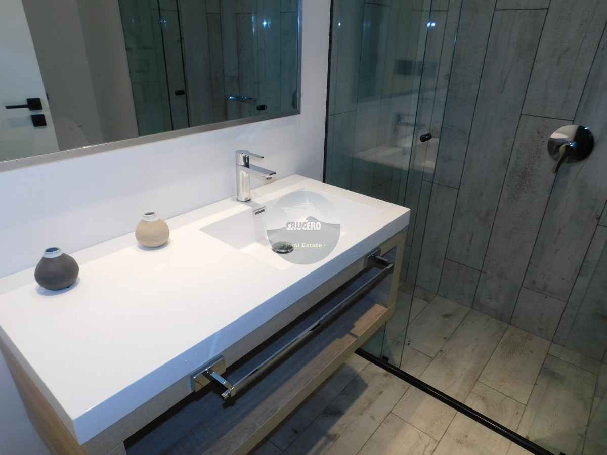 Apartamento ID.5468 - VENTA APARTAMENTO PUNTA DEL ESTE 4 DORMITORIOS