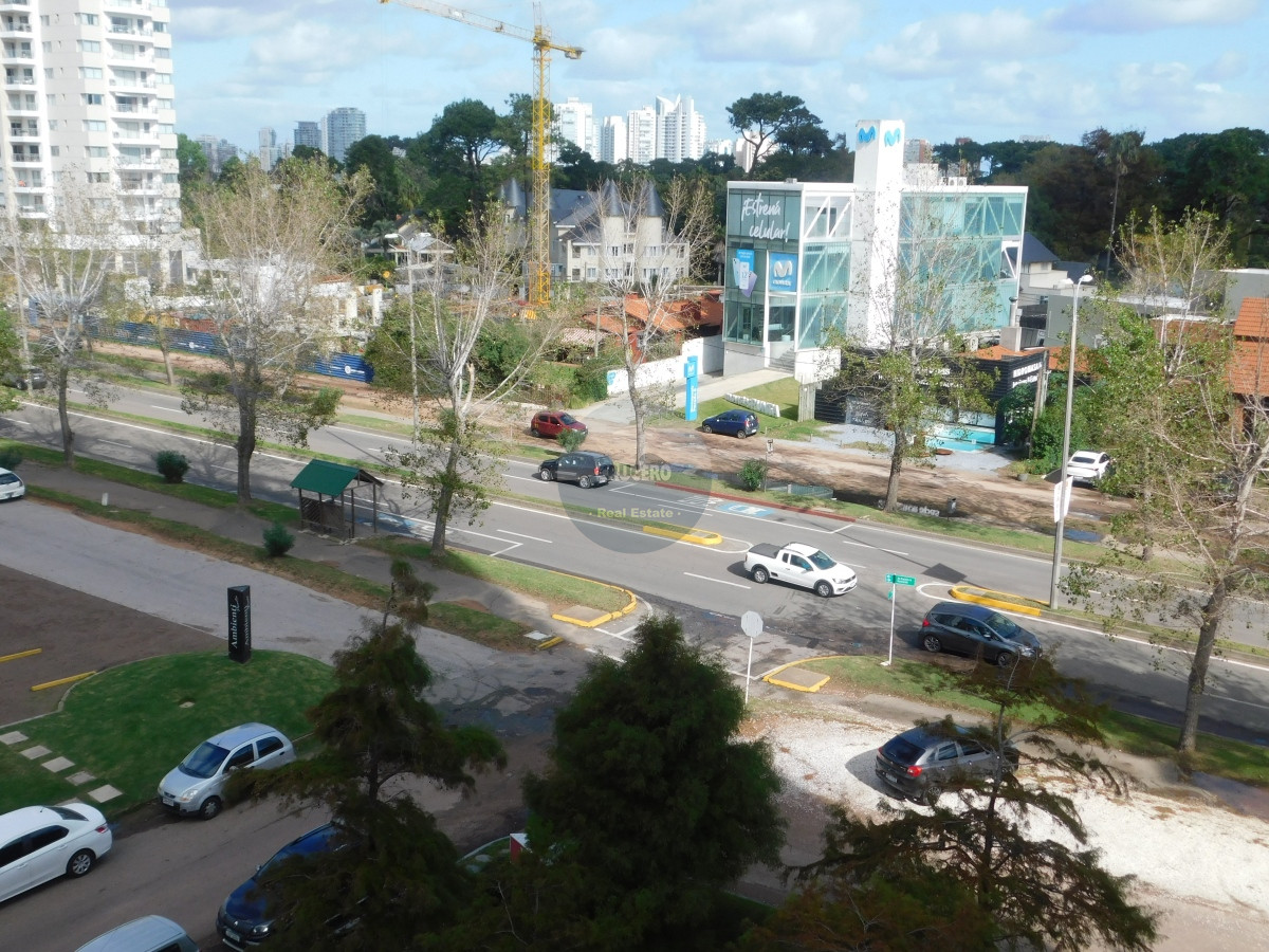 Apartamento ID.6367 - APARTAMENTO EN VENTA 1 DORMITORIO Y MEDIO ZONA ROOSEVELT