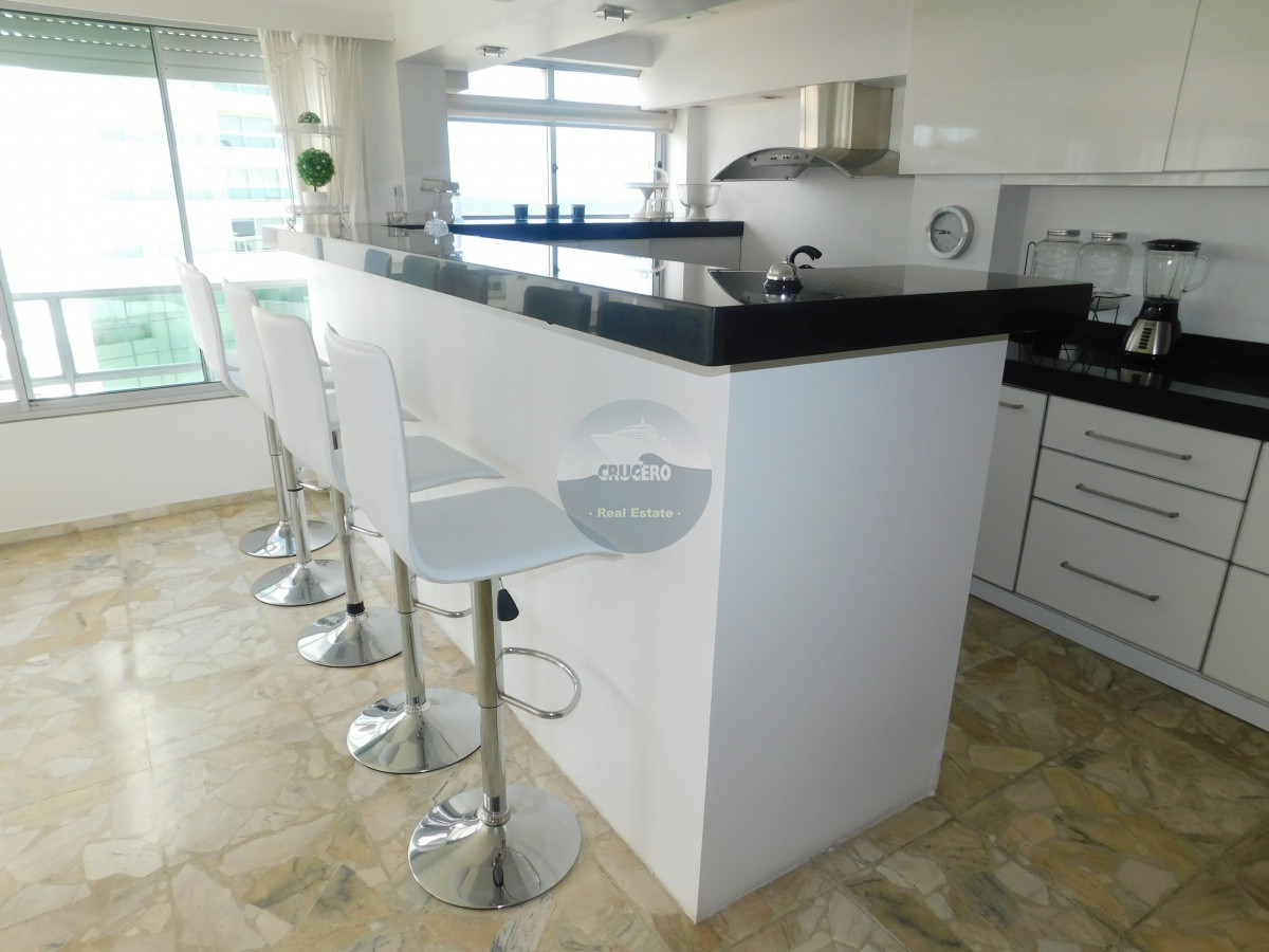 Apartamento ID.1144 - ALQUILER DEPARTAMENTO MANSA 3 DORMITORIOS MAS DEPENDENCIA