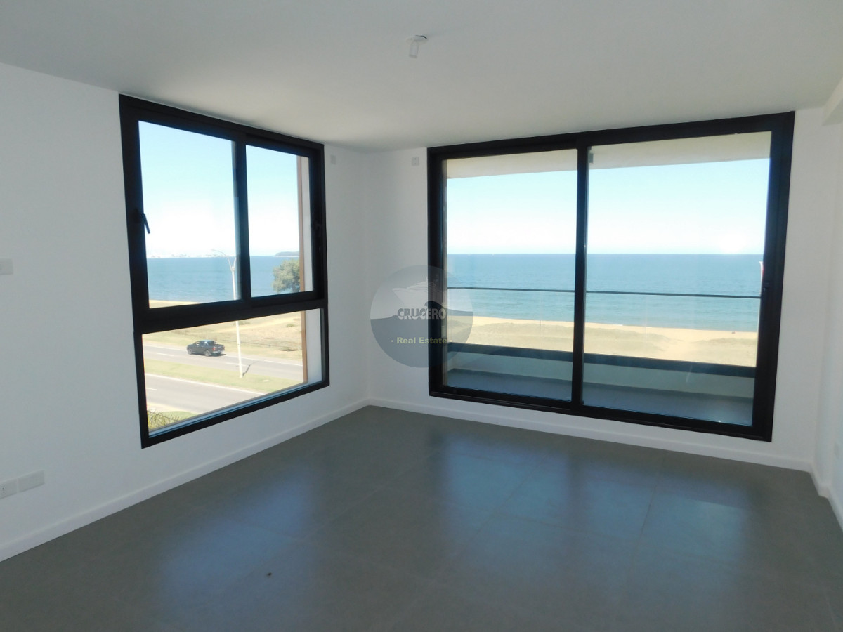 Apartamento ID.6540 - PENT HOUSE EN PINARES PRIMERA FILA 3 DORMITORIOS A ESTRENAR