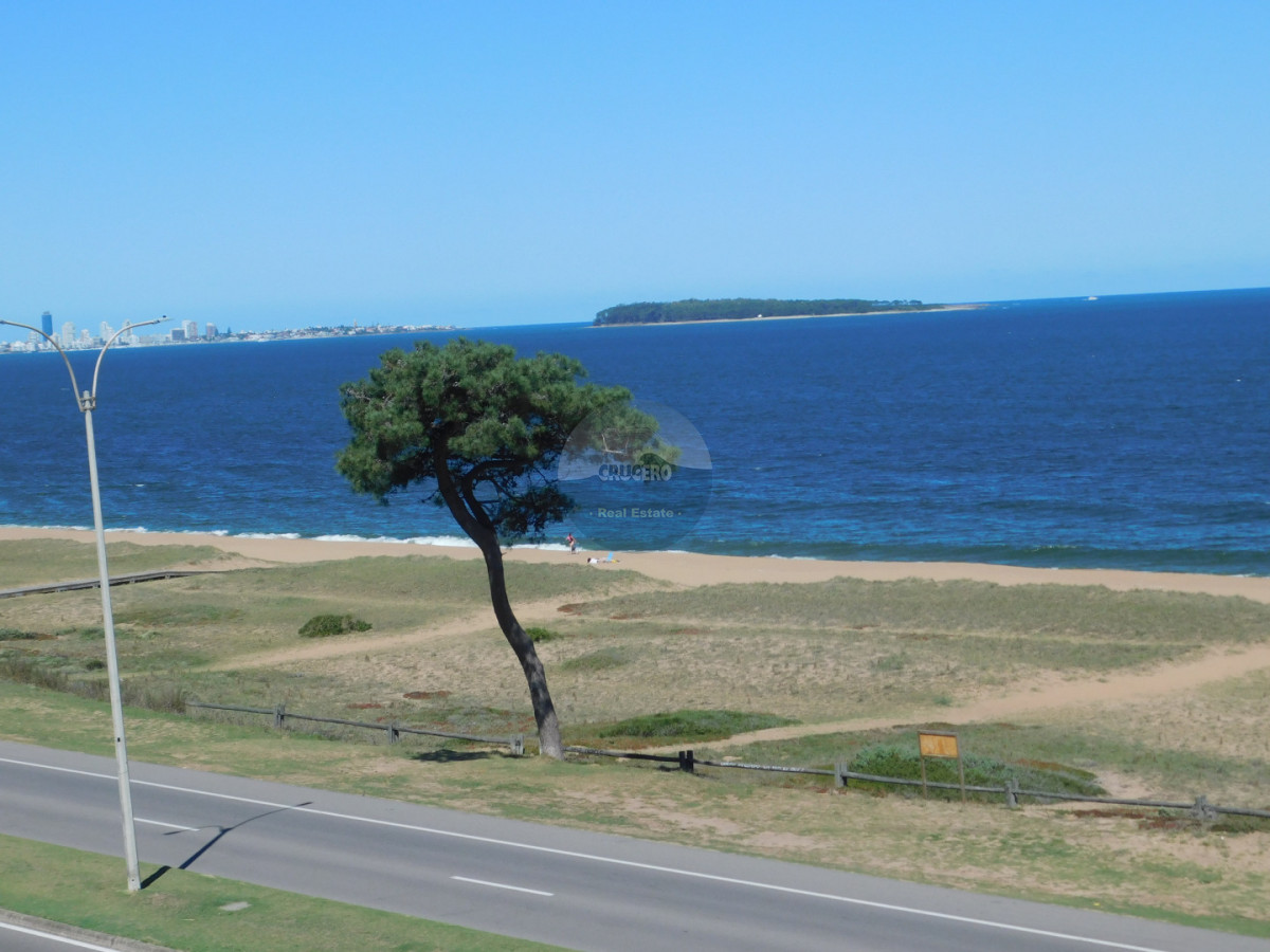 Apartamento ID.6540 - PENT HOUSE EN PINARES PRIMERA FILA 3 DORMITORIOS A ESTRENAR