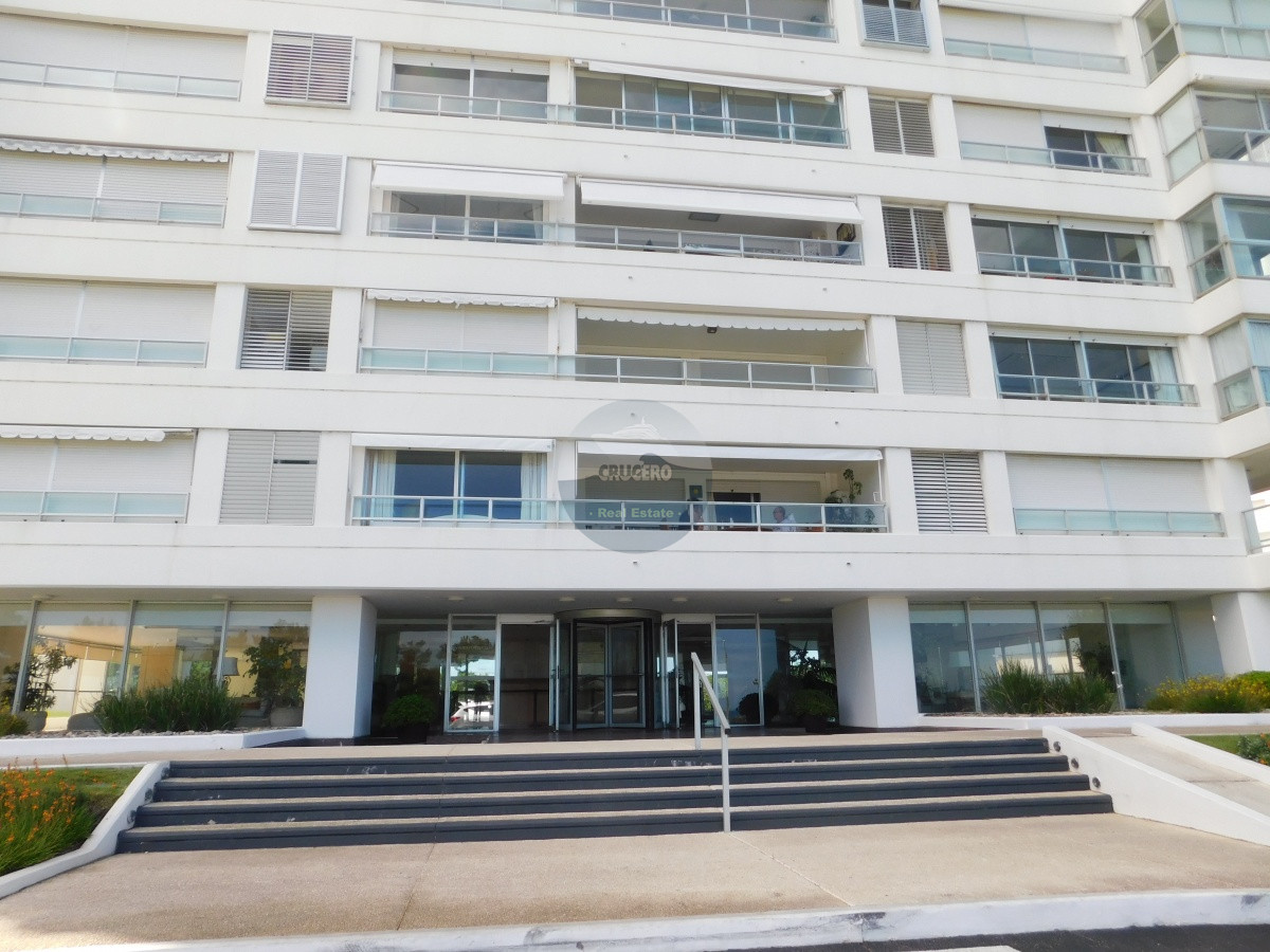 Apartamento ID.1144 - ALQUILER DEPARTAMENTO MANSA 3 DORMITORIOS MAS DEPENDENCIA