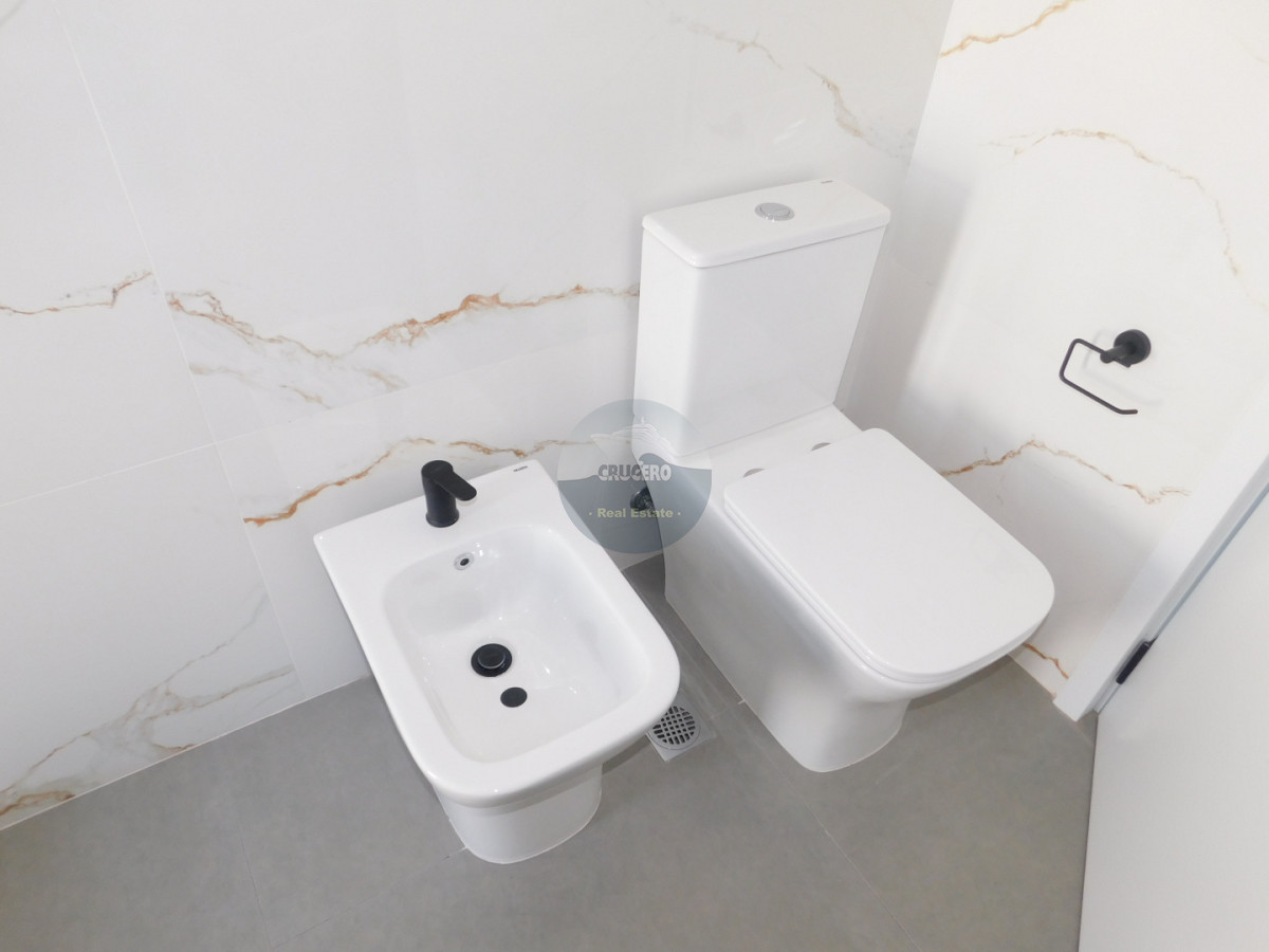 Apartamento ID.6540 - PENT HOUSE EN PINARES PRIMERA FILA 3 DORMITORIOS A ESTRENAR