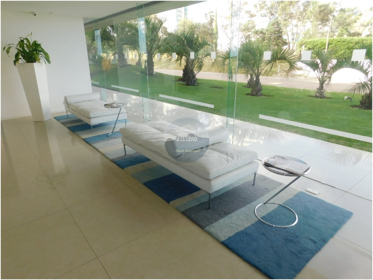 Apartamento ID.2242 - Apartamento en Punta del Este, Brava