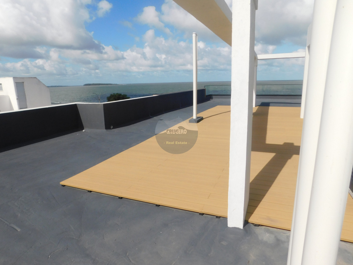 Apartamento ID.6540 - PENT HOUSE EN PINARES PRIMERA FILA 3 DORMITORIOS A ESTRENAR