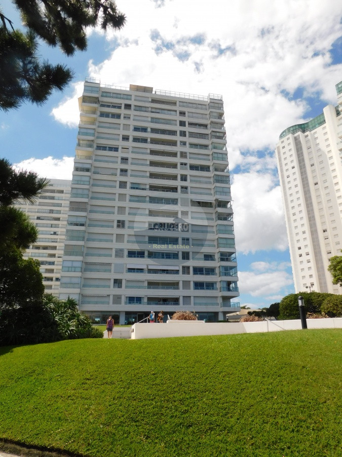 Apartamento ID.1144 - ALQUILER DEPARTAMENTO MANSA 3 DORMITORIOS MAS DEPENDENCIA