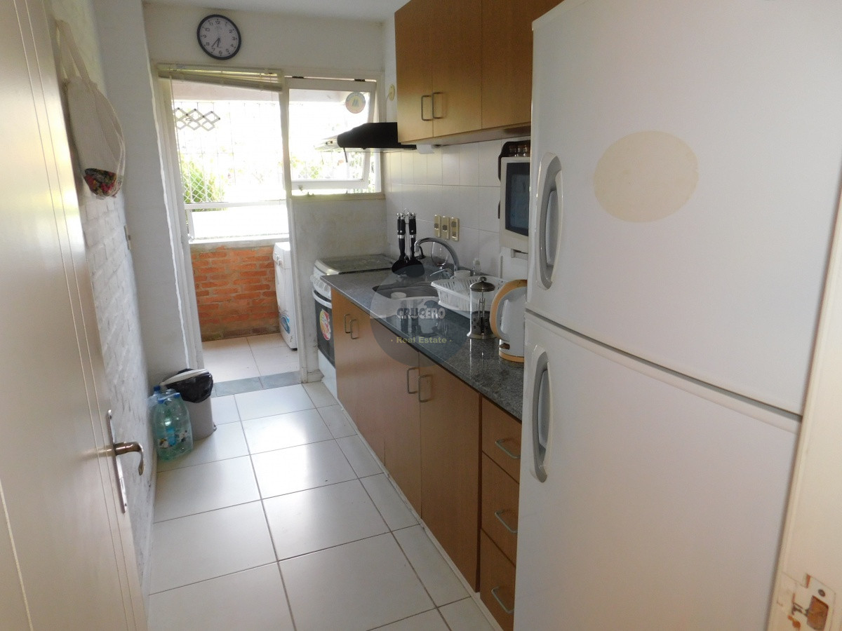 Apartamento ID.2024 - Apartamento en Punta del Este, Cantegril