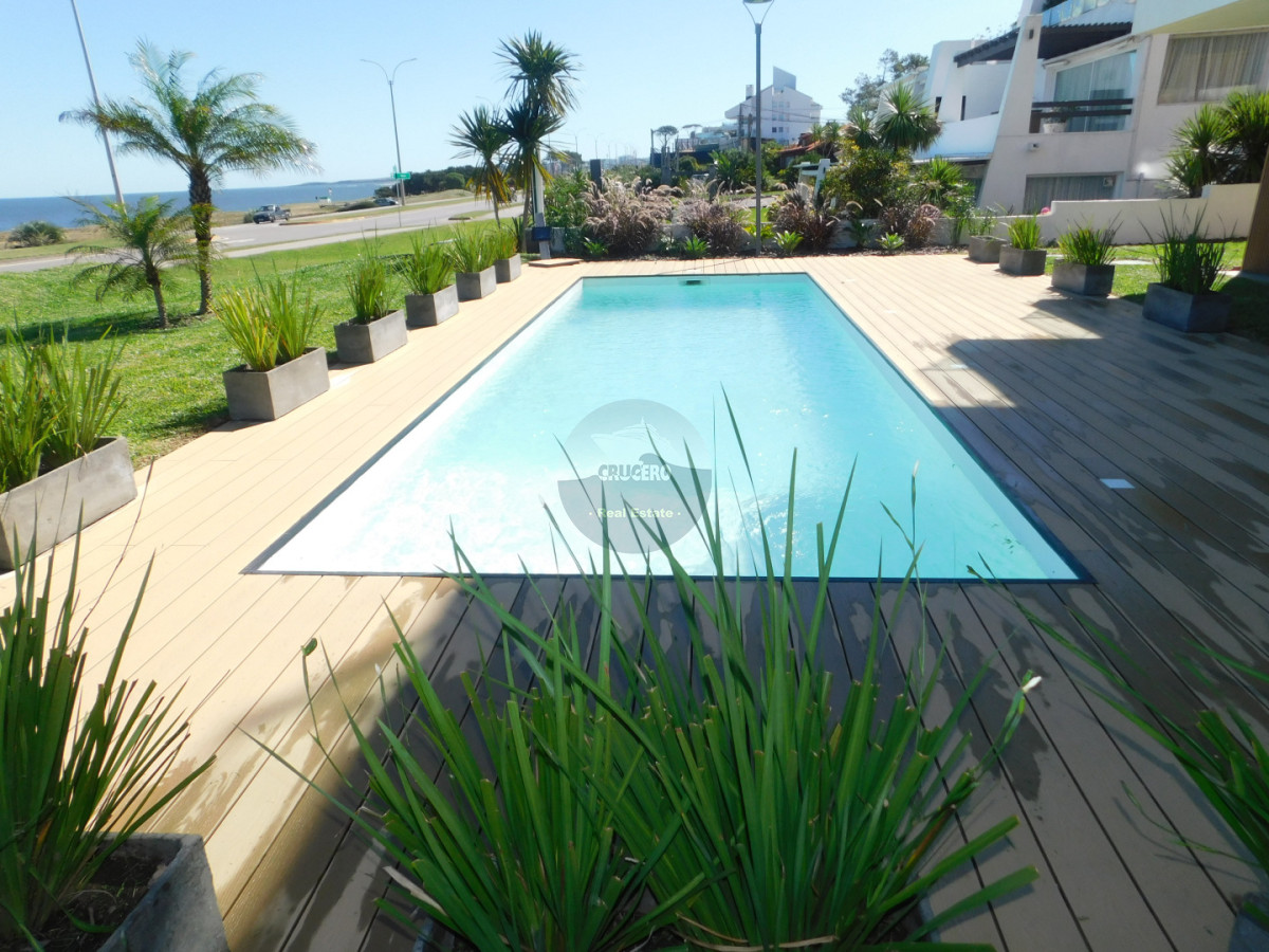 Apartamento ID.6540 - PENT HOUSE EN PINARES PRIMERA FILA 3 DORMITORIOS A ESTRENAR