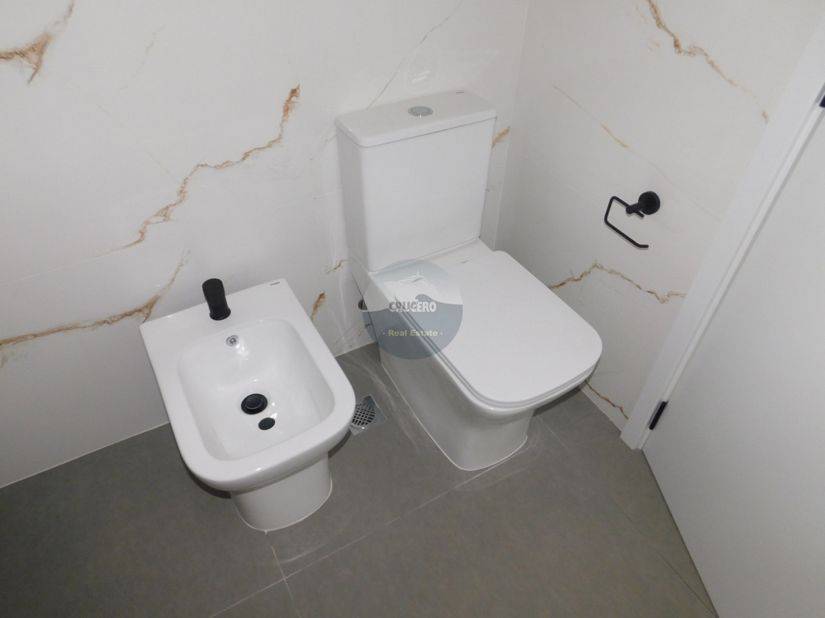 Apartamento ID.6540 - PENT HOUSE EN PINARES PRIMERA FILA 3 DORMITORIOS A ESTRENAR