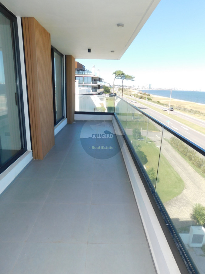 Apartamento ID.6540 - PENT HOUSE EN PINARES PRIMERA FILA 3 DORMITORIOS A ESTRENAR
