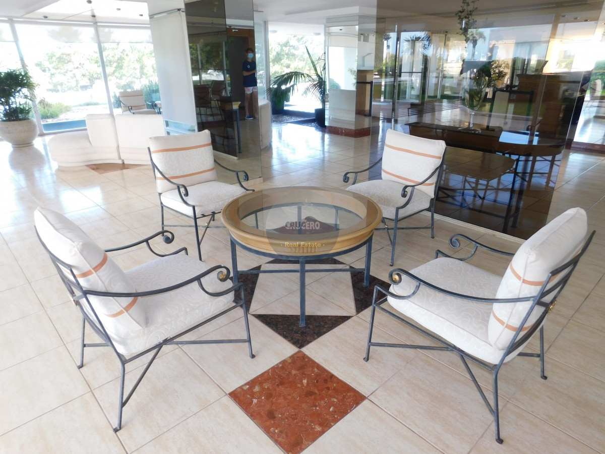 Apartamento ID.1144 - ALQUILER DEPARTAMENTO MANSA 3 DORMITORIOS MAS DEPENDENCIA