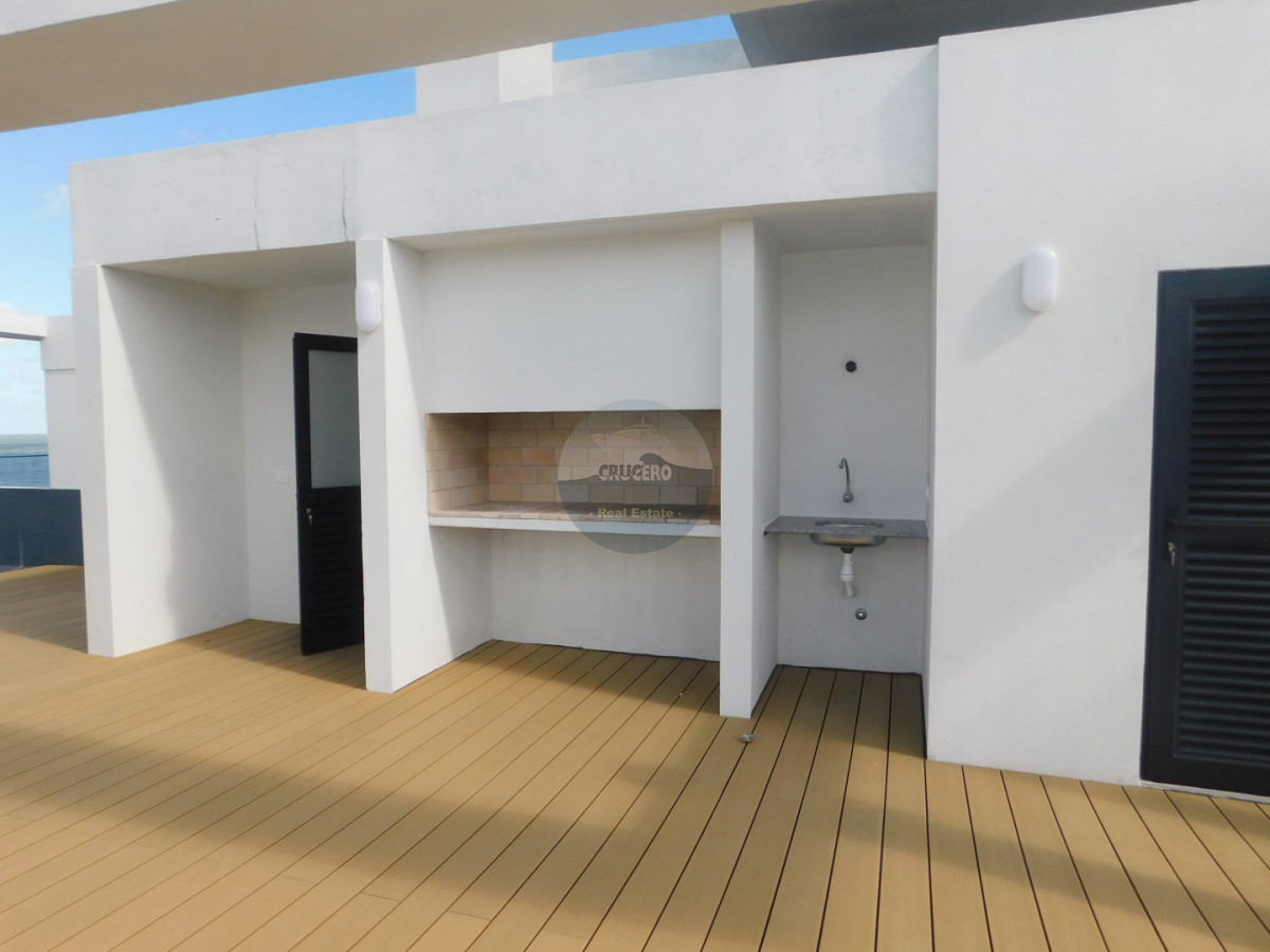 Apartamento ID.6540 - PENT HOUSE EN PINARES PRIMERA FILA 3 DORMITORIOS A ESTRENAR