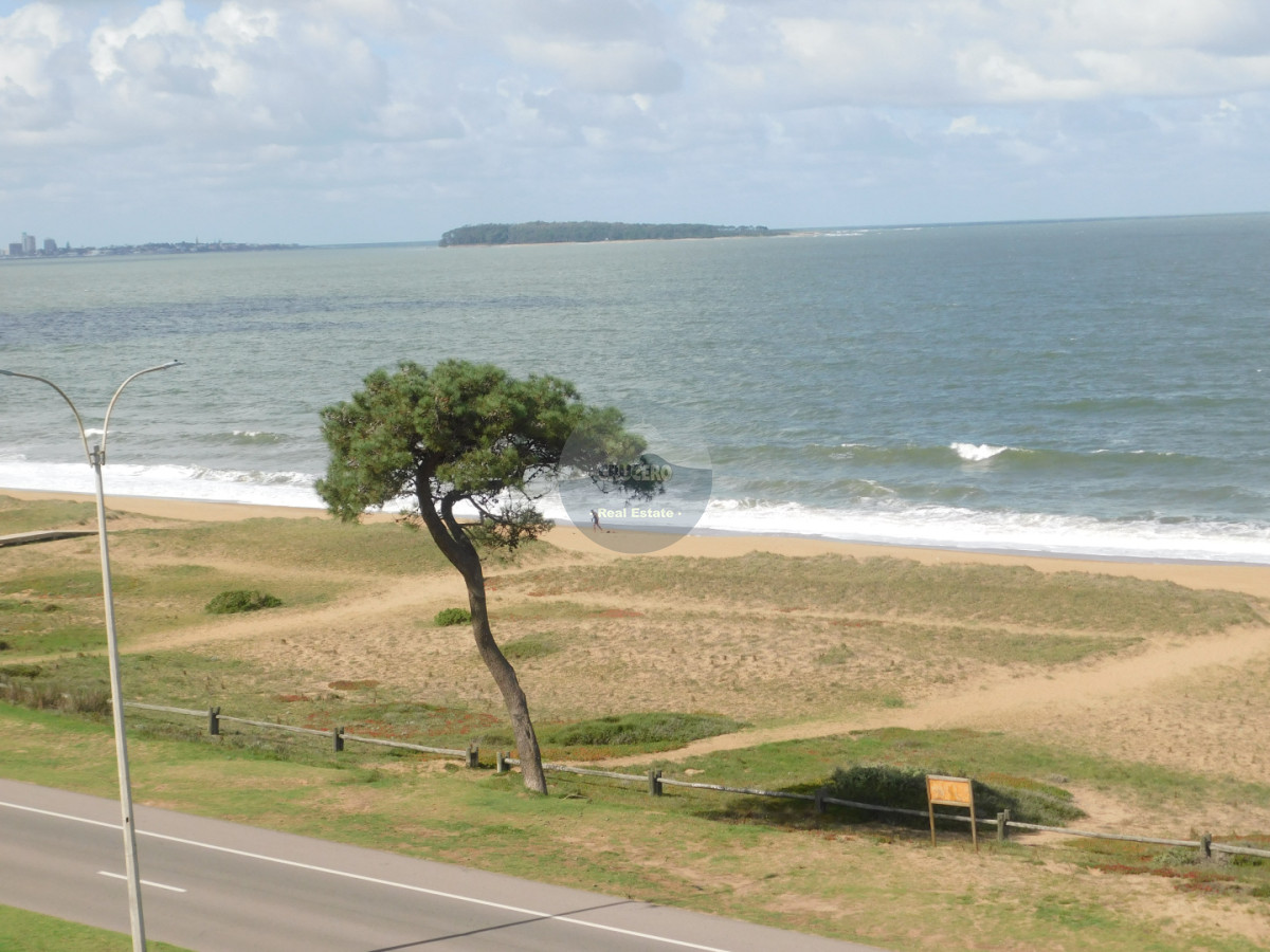 Apartamento ID.6540 - PENT HOUSE EN PINARES PRIMERA FILA 3 DORMITORIOS A ESTRENAR