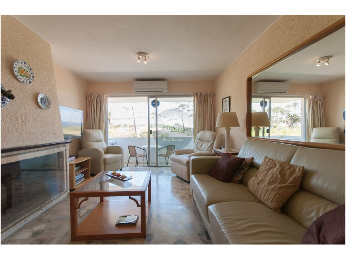 Apartamento ID.1054 - Apartamento en Punta del Este, Pinares