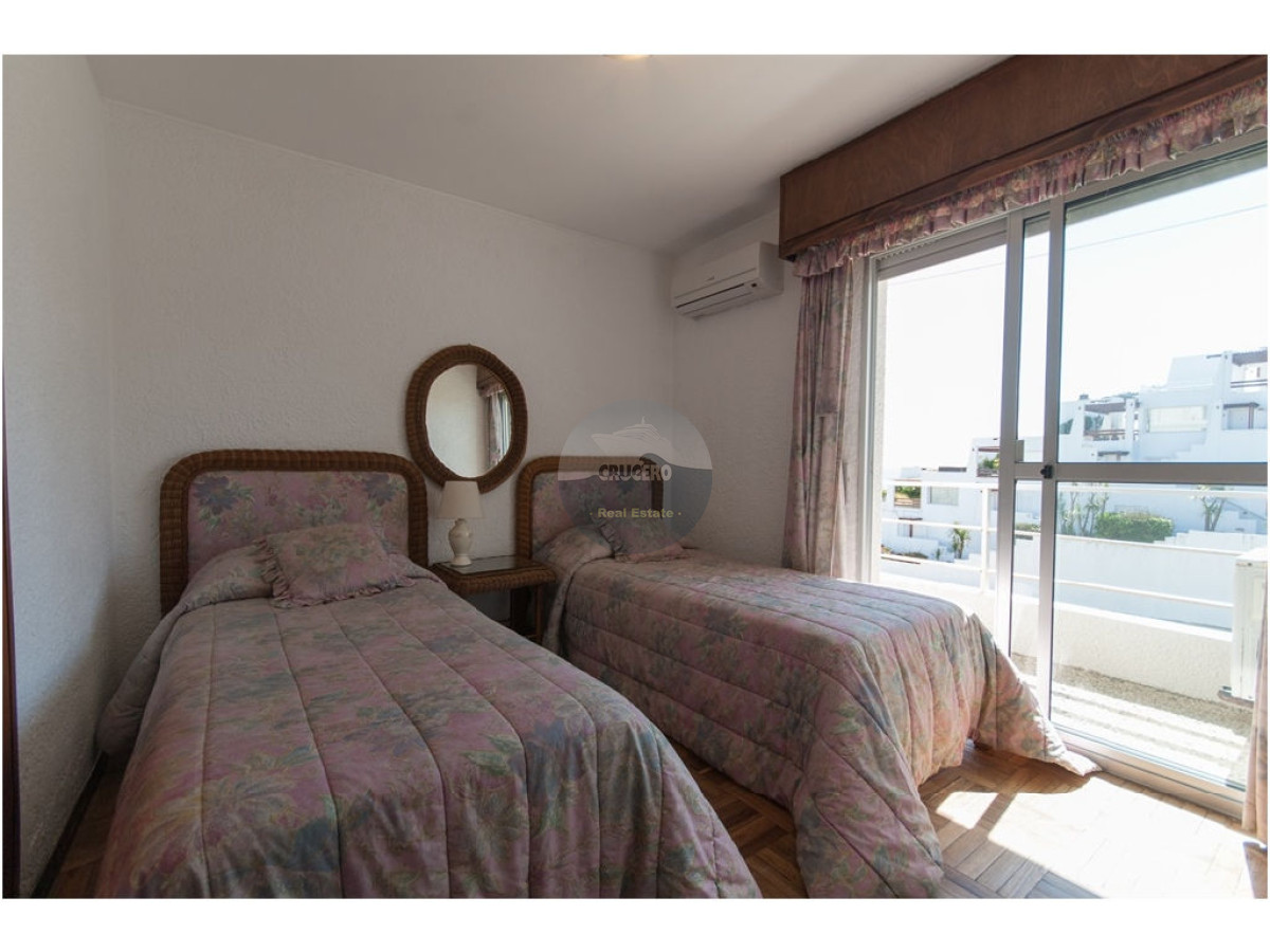 Apartamento ID.1054 - Apartamento en Punta del Este, Pinares