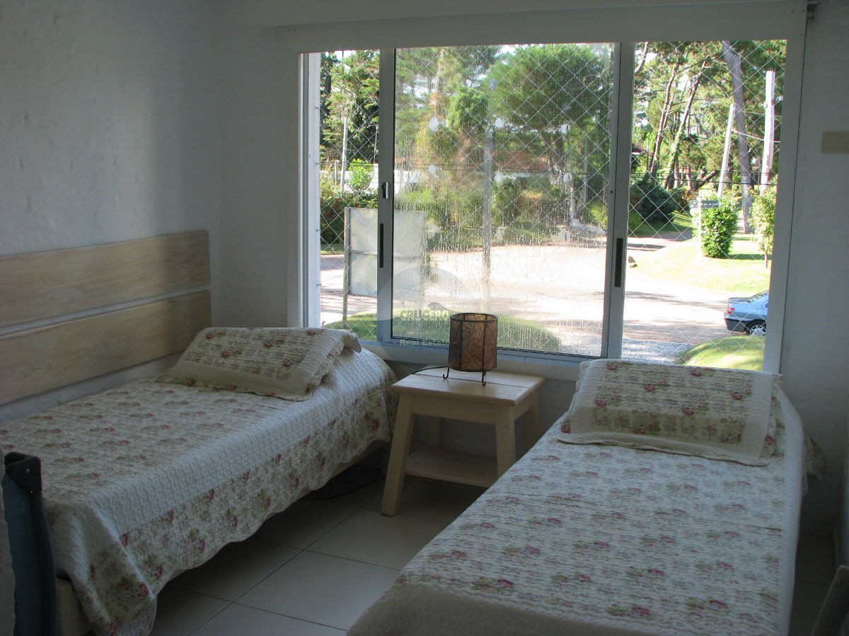 Apartamento ID.1631 - Apartamento en Punta del Este, Cantegril