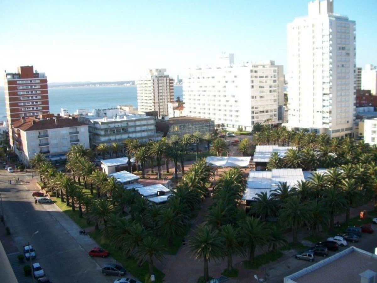 Apartamento ID.1706 - Apartamento en Punta del Este, Península