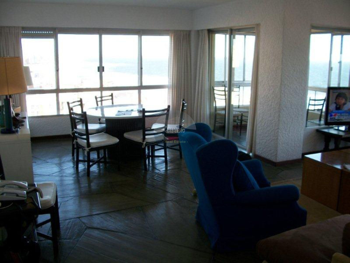 Apartamento ID.1706 - Apartamento en Punta del Este, Península