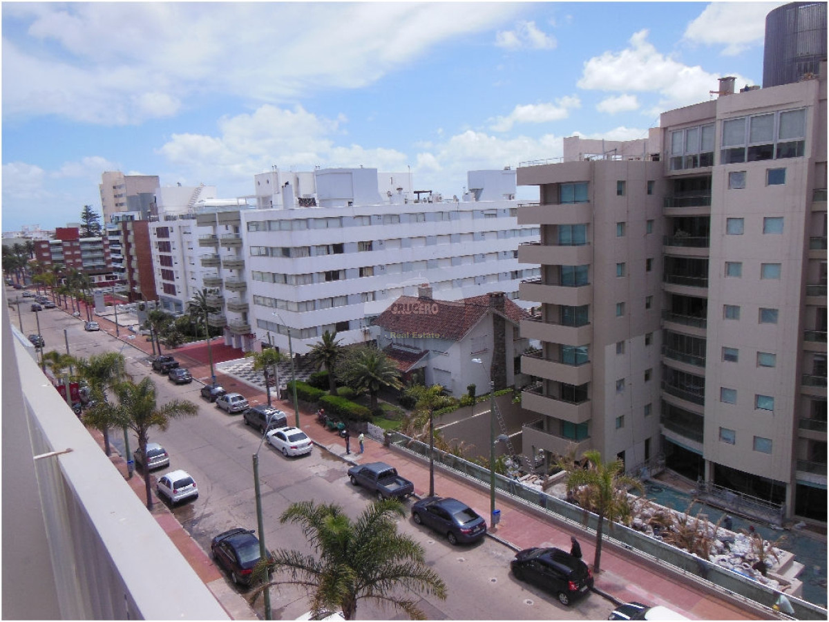 Apartamento ID.1817 - Apartamento en Punta del Este, Península
