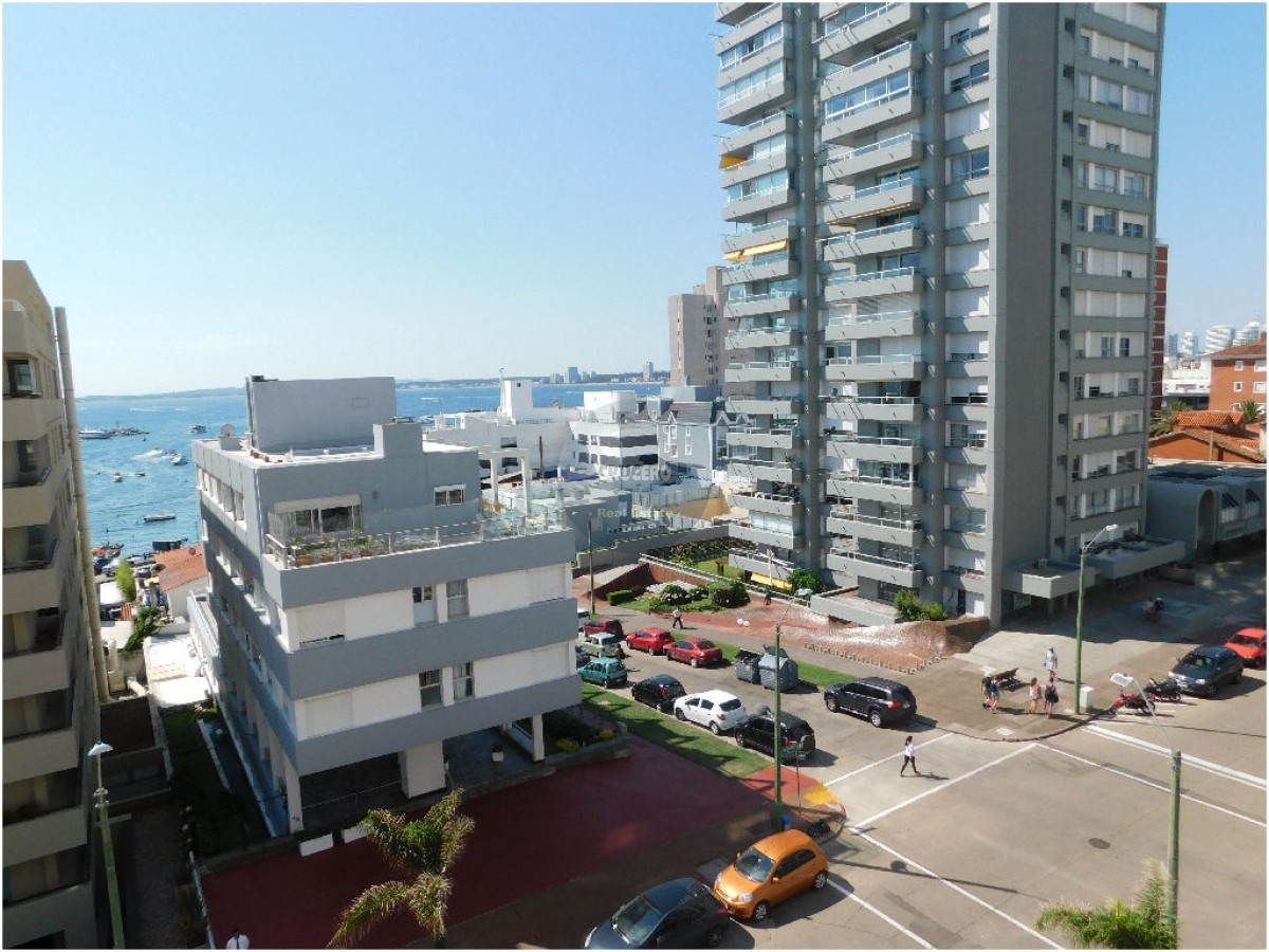 Apartamento ID.1817 - Apartamento en Punta del Este, Península