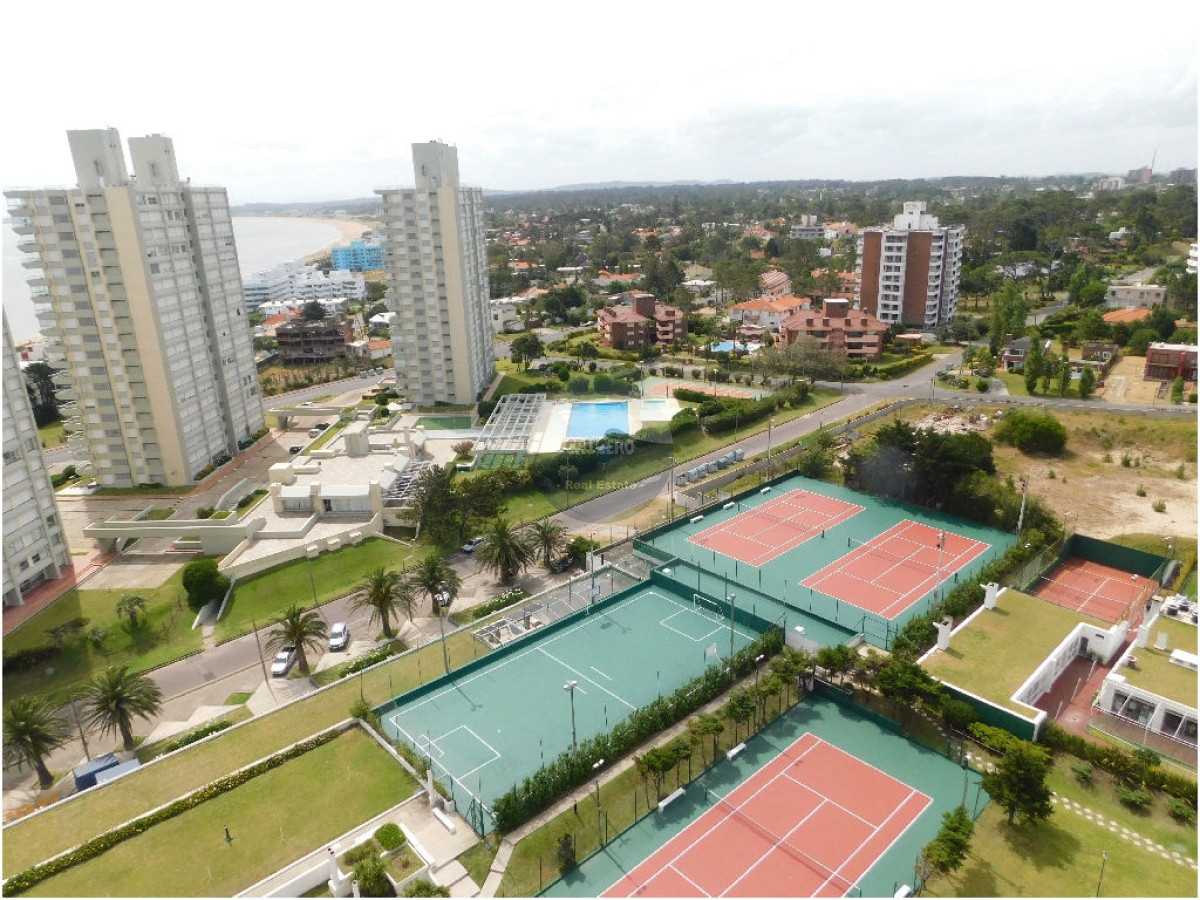 Apartamento ID.2240 - Apartamento en Punta del Este, Mansa