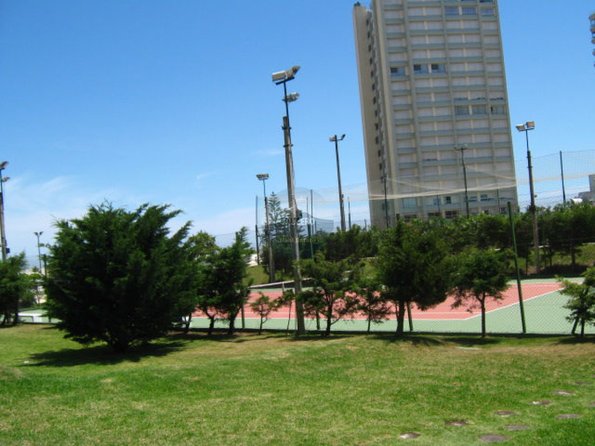 Apartamento ID.2240 - Apartamento en Punta del Este, Mansa