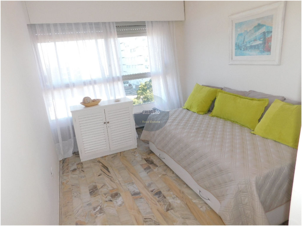 Apartamento ID.2379 - Apartamento en Punta del Este, Mansa