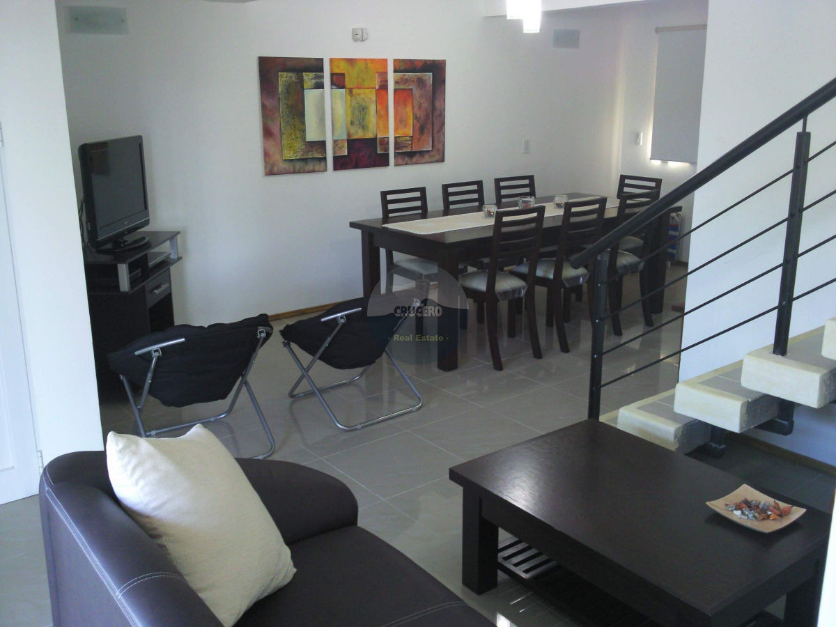 Apartamento ID.2502 - ALQUILER Y VENTA MANANTIALES DÚPLEX 3 DORMITORIOS