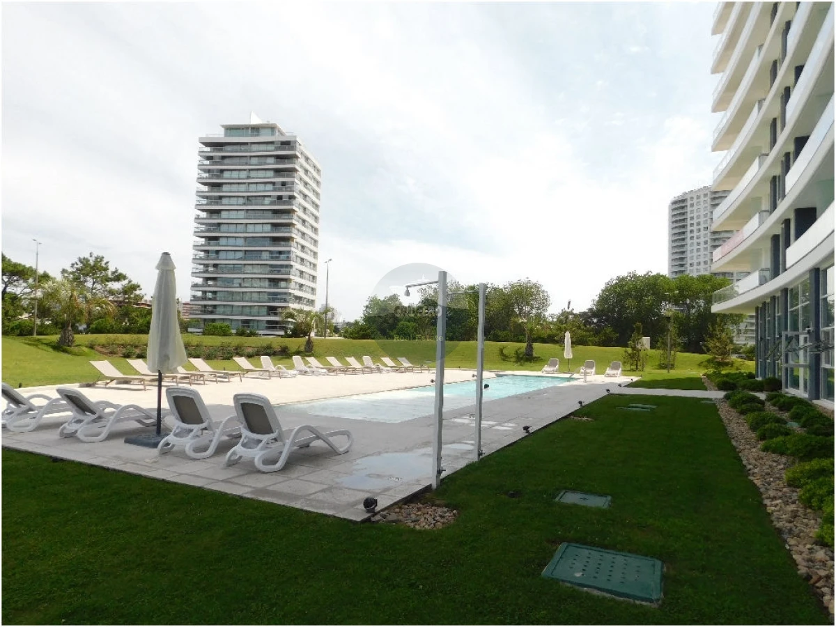 Apartamento ID.3341 - Apartamento en Punta del Este, Brava