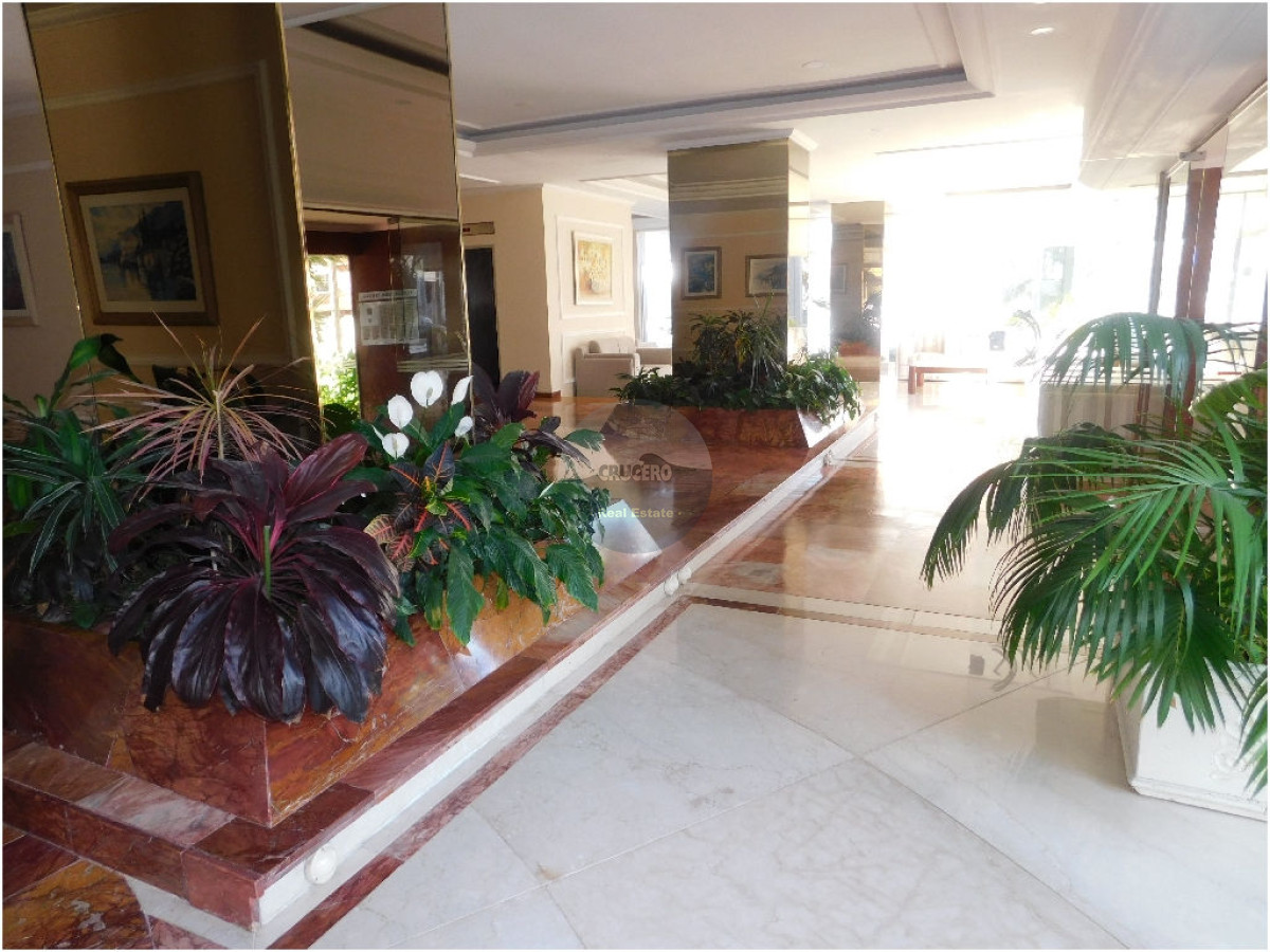 Apartamento ID.3898 - Apartamento en Punta del Este, Península