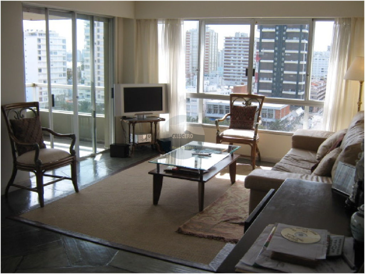 Apartamento ID.608 - Apartamento en Punta del Este, Península