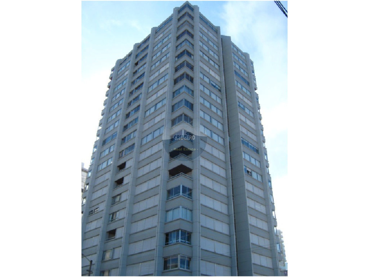 Apartamento ID.940 - Apartamento en Punta del Este, Península