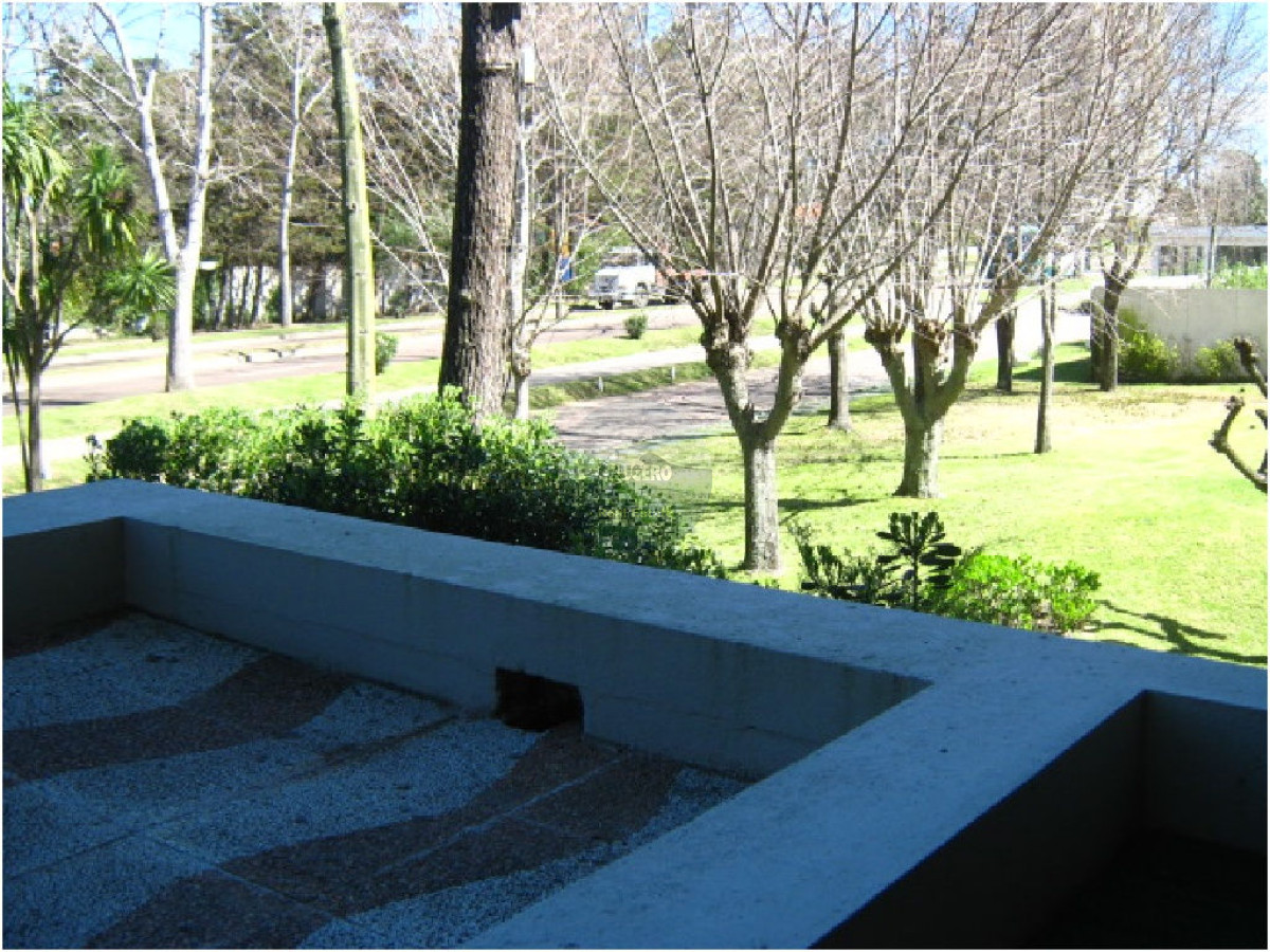 Apartamento ID.987 - VENTA - PERMUTA DEPARTAMENTO ROOSVELT 2 DORMITORIOS 