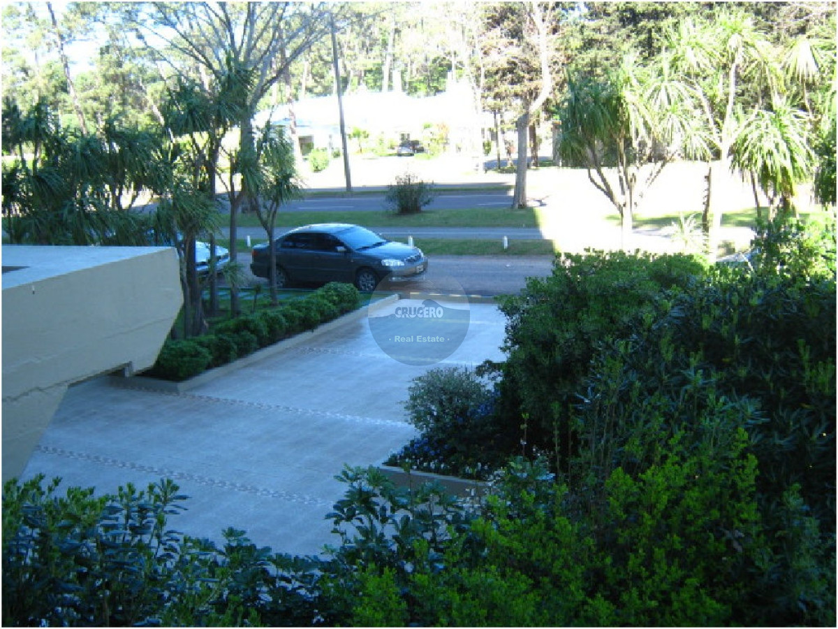 Apartamento ID.987 - VENTA - PERMUTA DEPARTAMENTO ROOSVELT 2 DORMITORIOS 