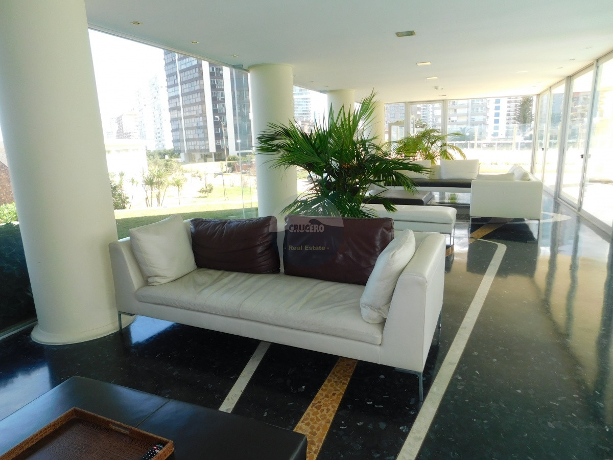 Apartamento ID.5887 - VENTA APARTAMENTO 3 DORMITORIOS MAS DEPENDENCIA BRAVA