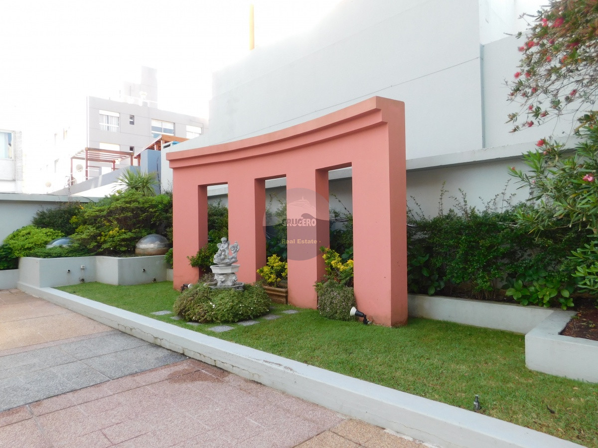 Apartamento ID.1675 - Apartamento en Punta del Este, Península