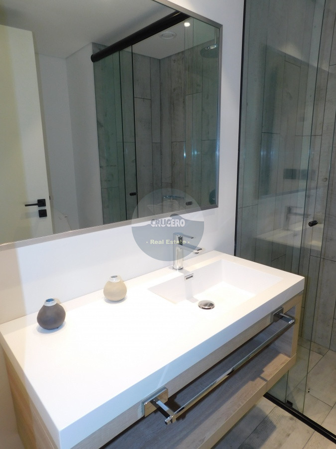 Apartamento ID.5468 - VENTA APARTAMENTO PUNTA DEL ESTE 4 DORMITORIOS