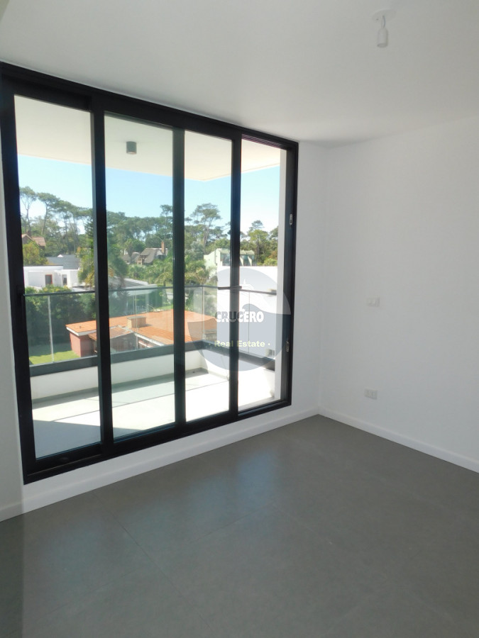 Apartamento ID.6540 - PENT HOUSE EN PINARES PRIMERA FILA 3 DORMITORIOS A ESTRENAR