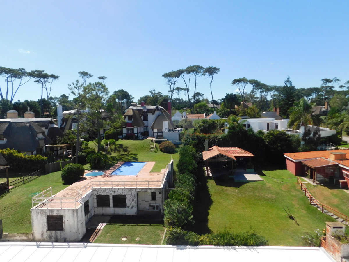 Apartamento ID.6540 - PENT HOUSE EN PINARES PRIMERA FILA 3 DORMITORIOS A ESTRENAR