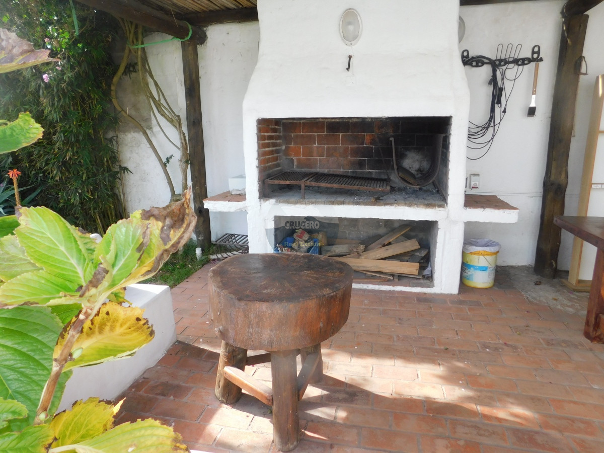 Casa ID.6298 - VENTA CASA 4 DORMITORIOS EN EL TESORO