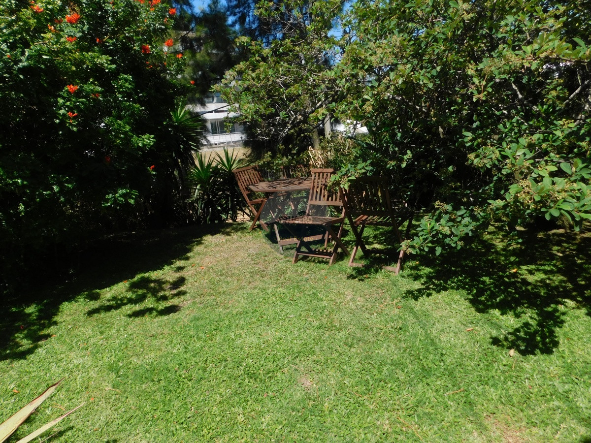 Casa ID.5955 - CASA EN VENTA DE 5 DORMITORIOS EN MANSA