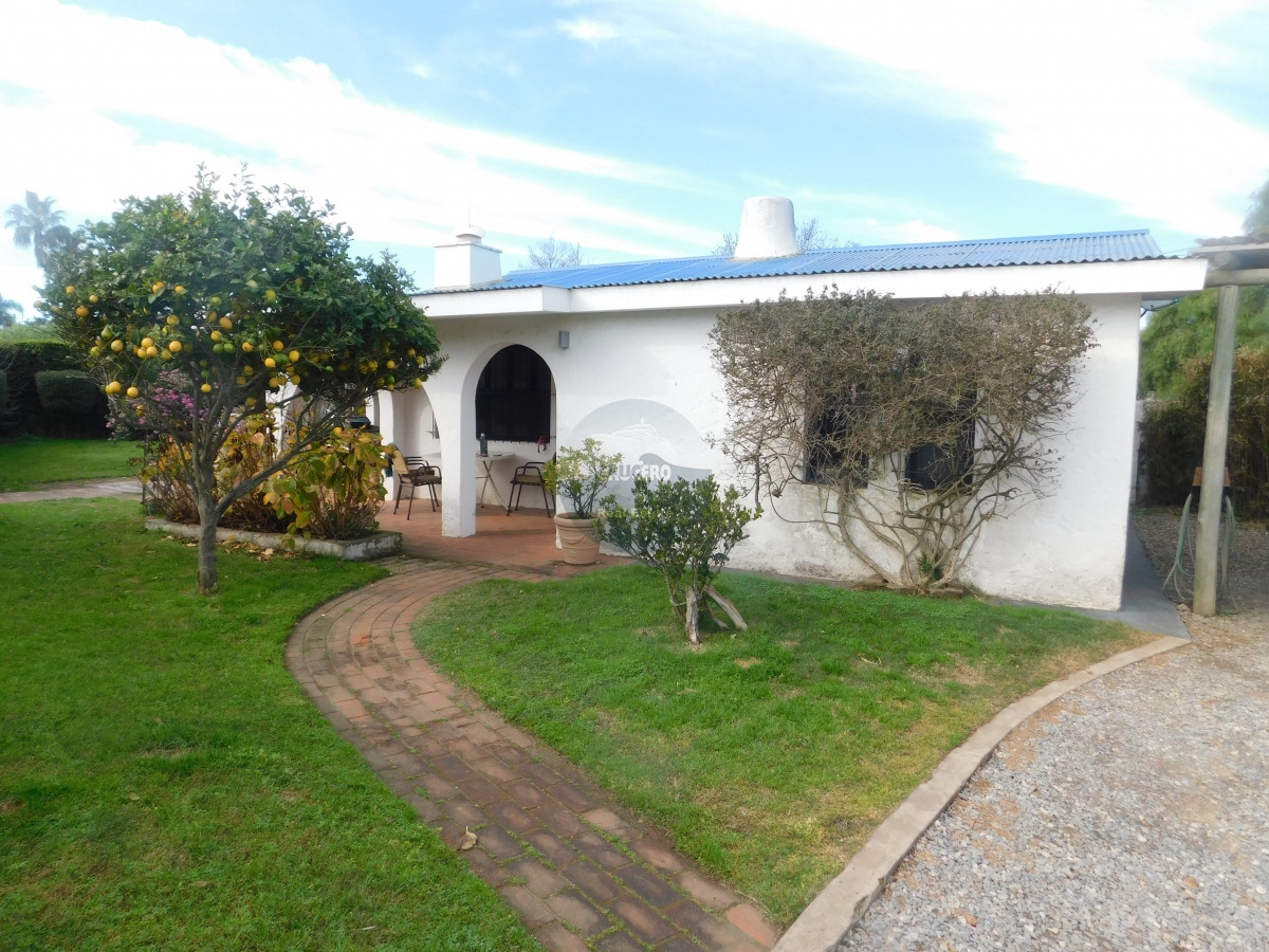 Casa ID.6298 - VENTA CASA 4 DORMITORIOS EN EL TESORO