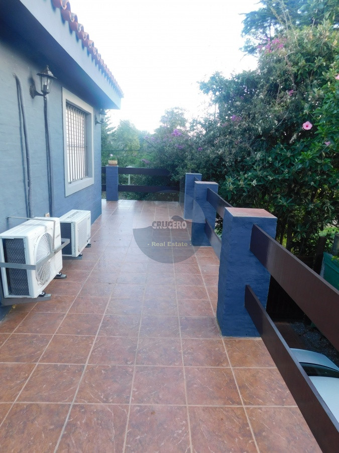 Casa ID.5766 - CASA EN VENTA DE 5 DORMITORIOS EN SAN RAFAEL