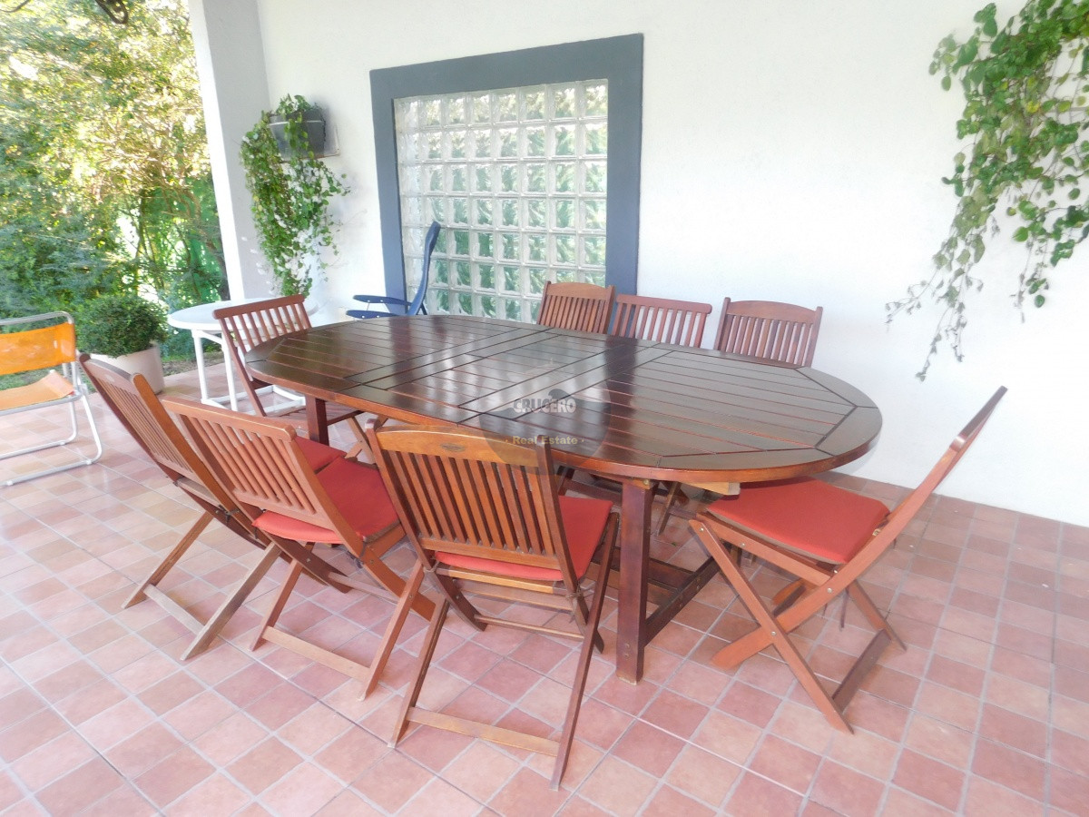 Casa ID.5766 - CASA EN VENTA DE 5 DORMITORIOS EN SAN RAFAEL