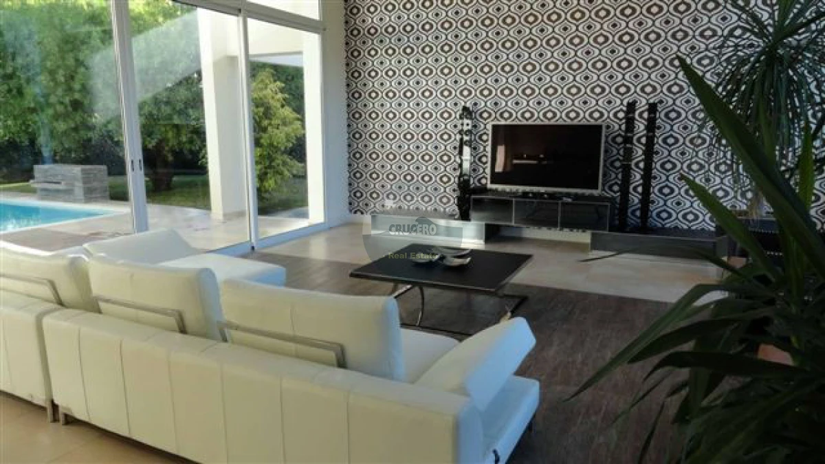 Casa ID.4937 - RESIDENCIA EN VENTA BARRIO PRIVADO PUNTA DEL ESTE