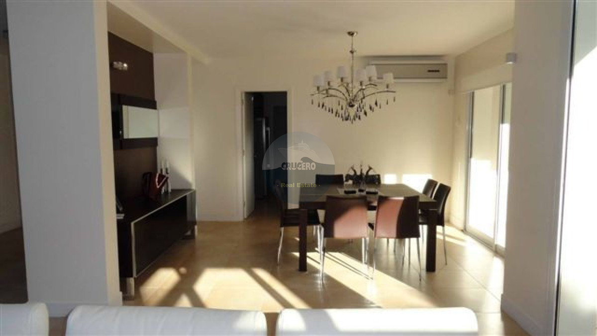 Casa ID.4937 - RESIDENCIA EN VENTA BARRIO PRIVADO PUNTA DEL ESTE