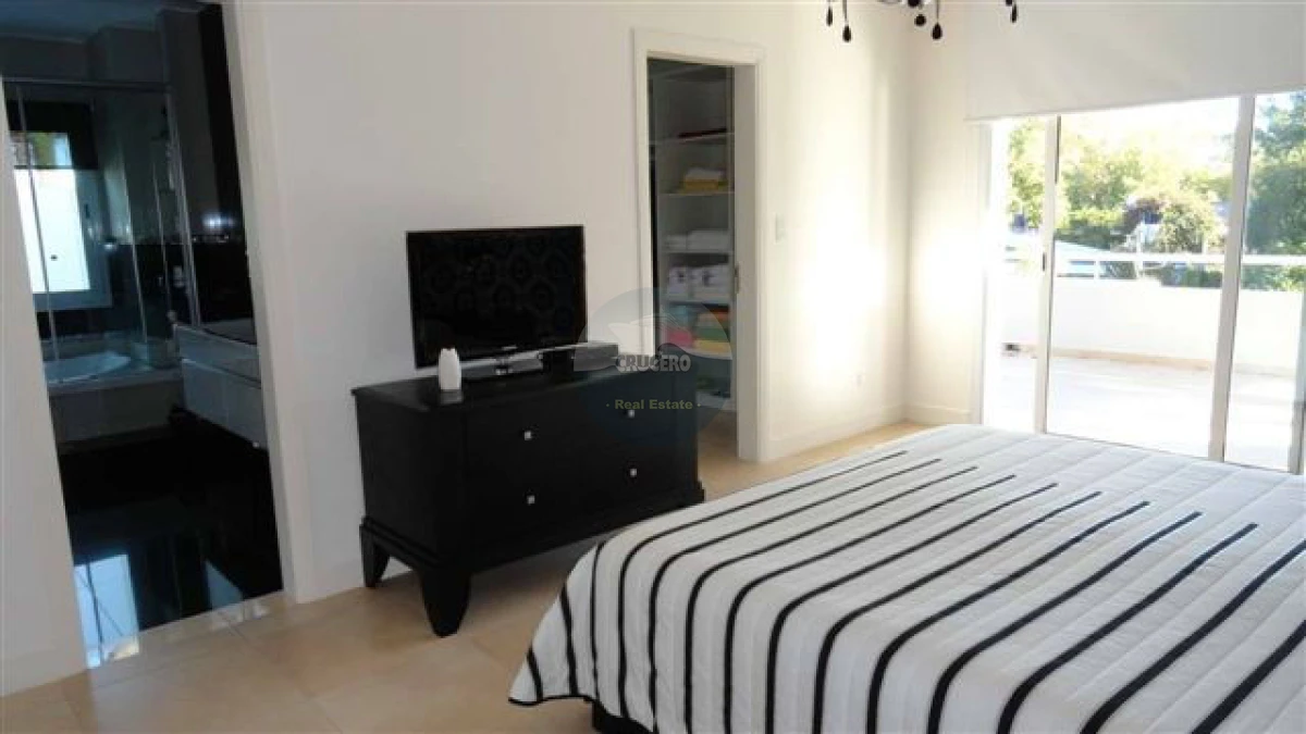 Casa ID.4937 - RESIDENCIA EN VENTA BARRIO PRIVADO PUNTA DEL ESTE